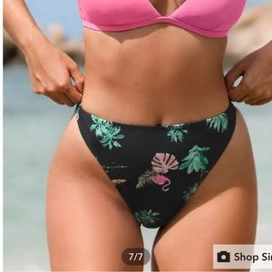 CUPSHE Flamingo Black and Pink Cheeky Bikini Bottom Sz M